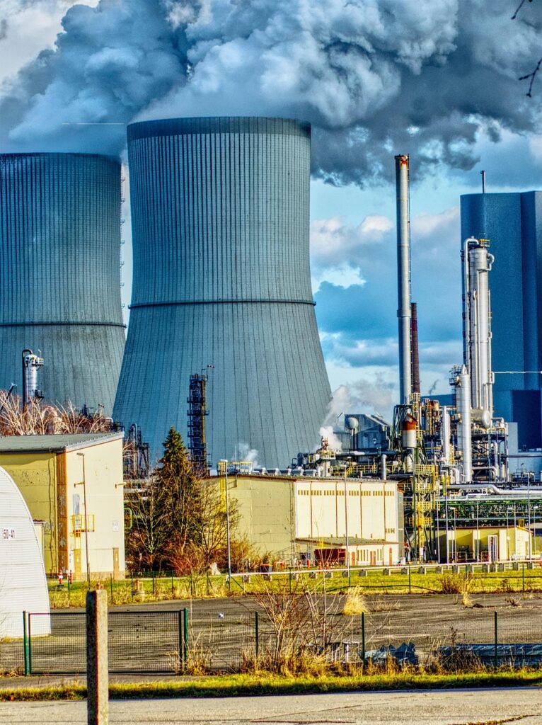 g332edeb6d1cf42925726adca38d456e029df466c149f5315c7e4a006237626e2d931f730dcebcf068a9625e534e4a81583e7019283295e42e5fda1759a916115_1280-6080045 power plant, electricity, energy, idea, electro, heaven, technology, clouds, co2, environment, coal-fired power station, work, energy transition, industry, plant, power supply, power generation, air pollution, environmental protection, co2, co2, co2, co2, co2